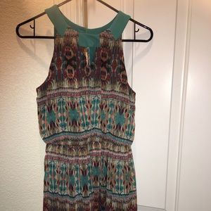 Sleeveless dress, sits above the knee